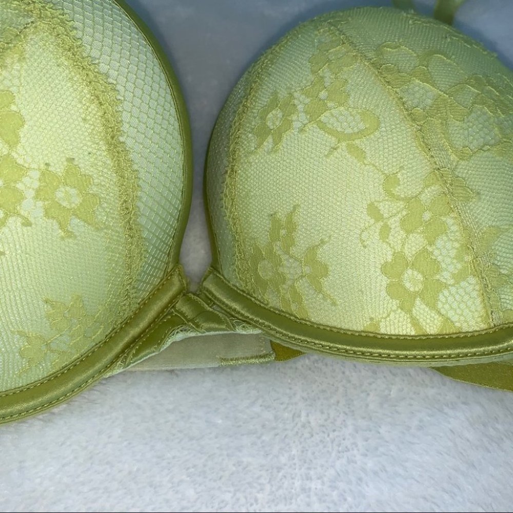 32E Victoria’s Secret Very Sexy Padded Demi Bra Yellow Green Fashion Show 32DD - Picture 8 of 10